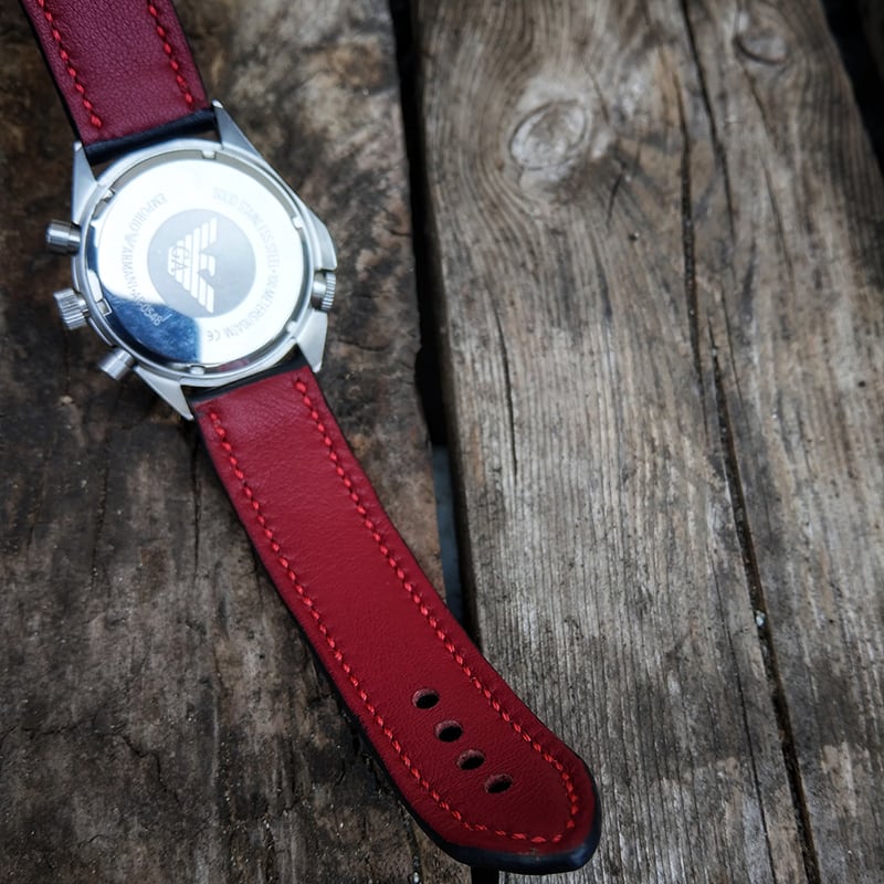 Ремешок для часов Black vs Red leather
