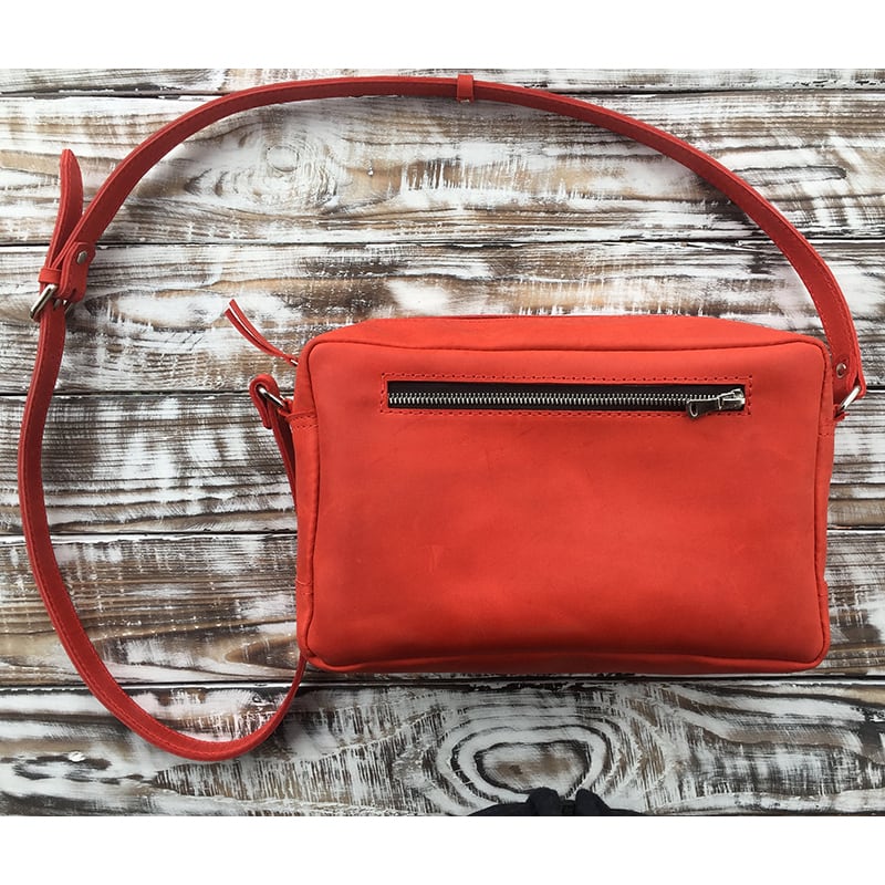 Женская кожаная сумка Saddle bag red leather