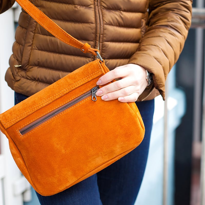 Сумка жіноча Cross-body bag brown leather