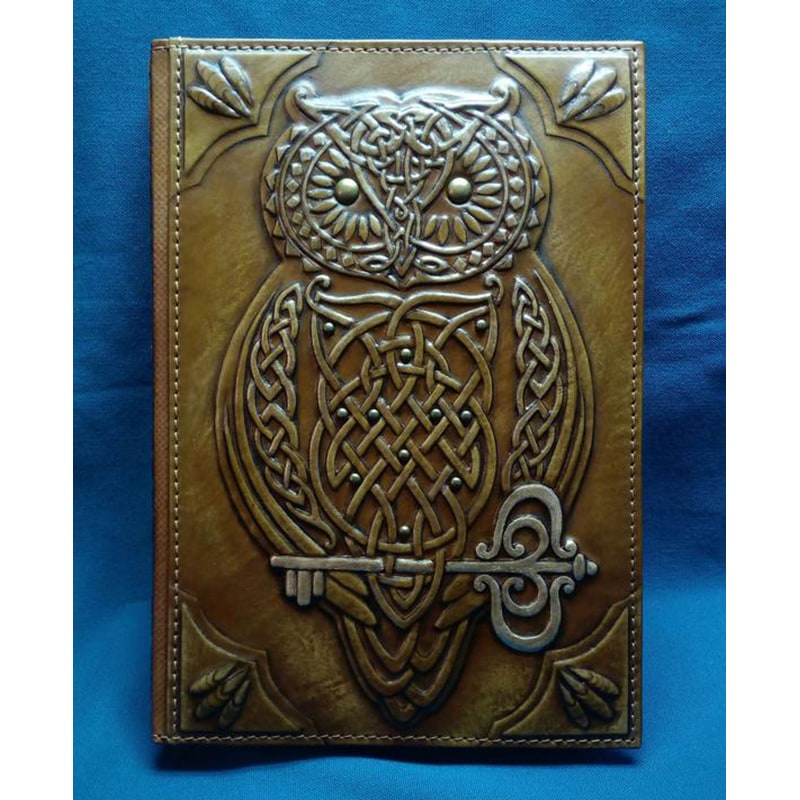 Ежедневник в кожаной обложке Кельтская Сова brown leather