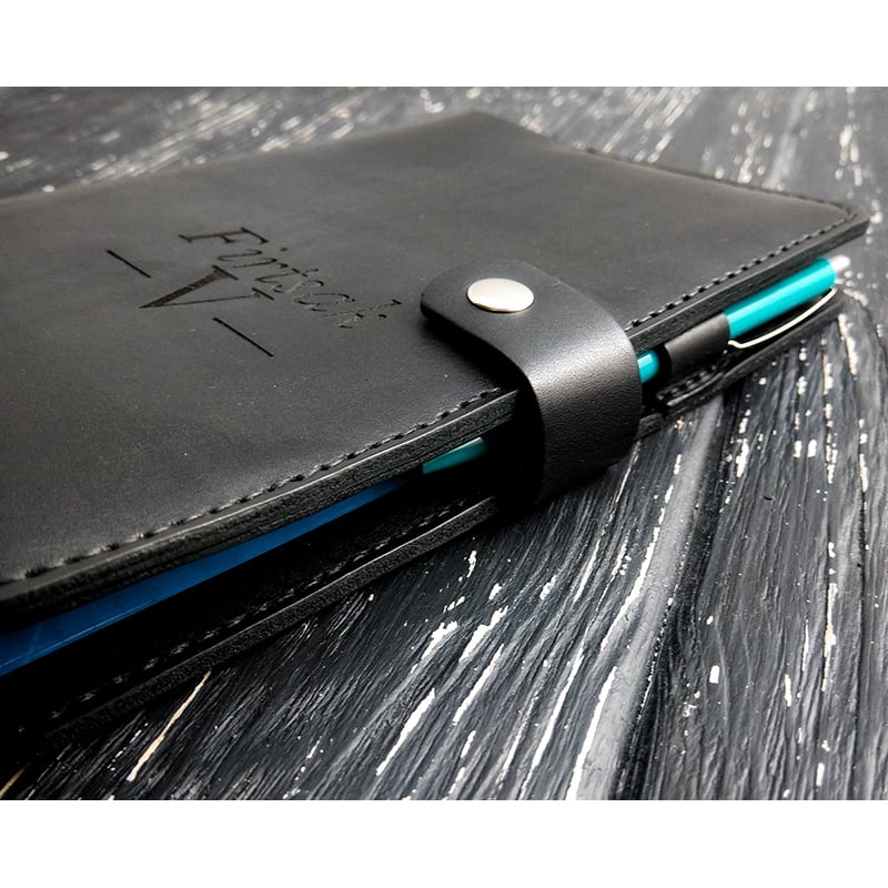 Щоденник у шкіряній обкладинці Рattern black leather