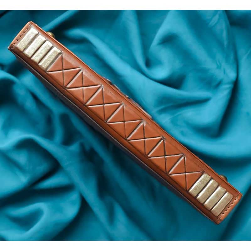 Блокнот в шкіряній палітурці Благородний Лев brown leather