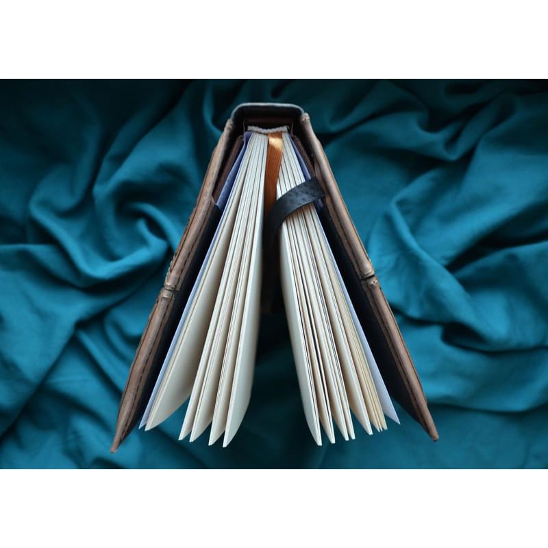 Щоденник у шкіряній обкладинці Книга Магії gray leather