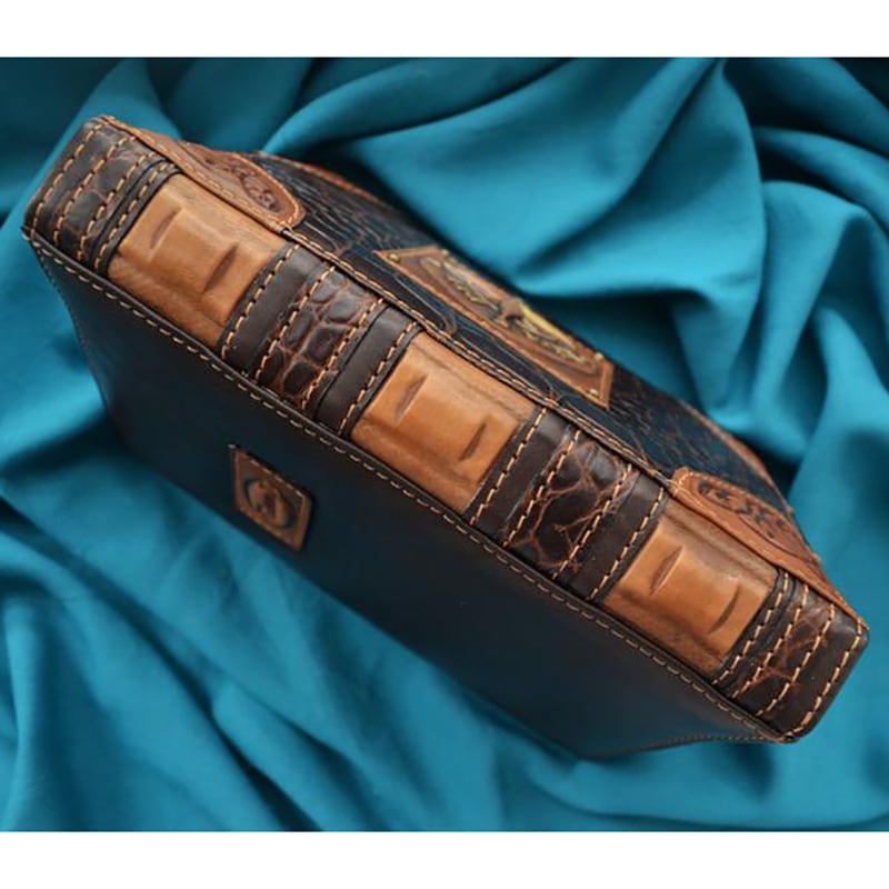Щоденник в шкіряній обкладинці Wind rose brown leather
