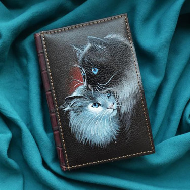 Блокнот в шкіряній обкладинці Kitty Love brown leather