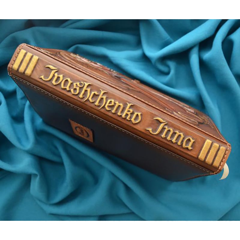 Блокнот в шкіряній палітурці Libra Zodiac brown leather