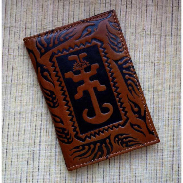 Обложка на паспорт Amulet brown leather