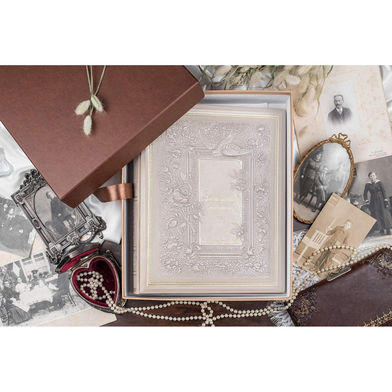 Книга родословная Сімейний Літопис white leather