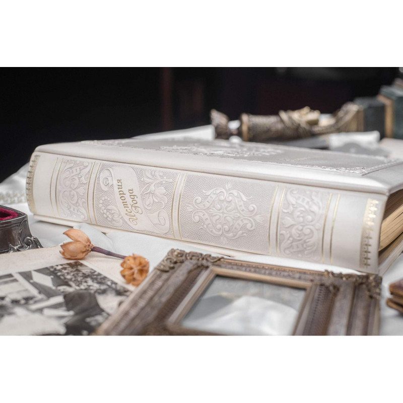 Сімейний літопис історія роду white leather