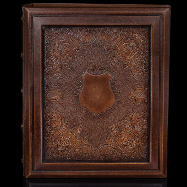 Родословная книга Геральдический Щит brown leather
